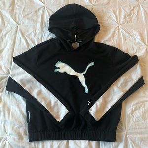 Puma cropped hoddie